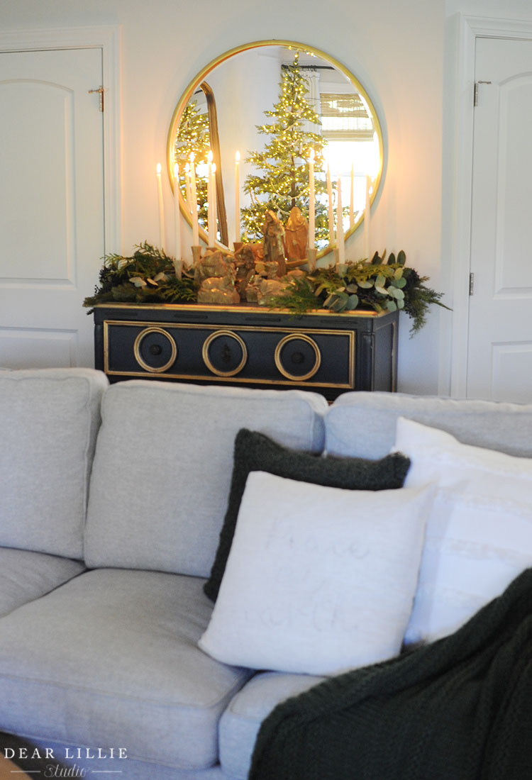 Our Christmas Living Room - Dear Lillie Studio