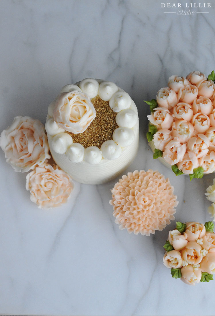 Buttercream Flowers - Peach Floral Cupcakes and Mini Cakes - Dear ...