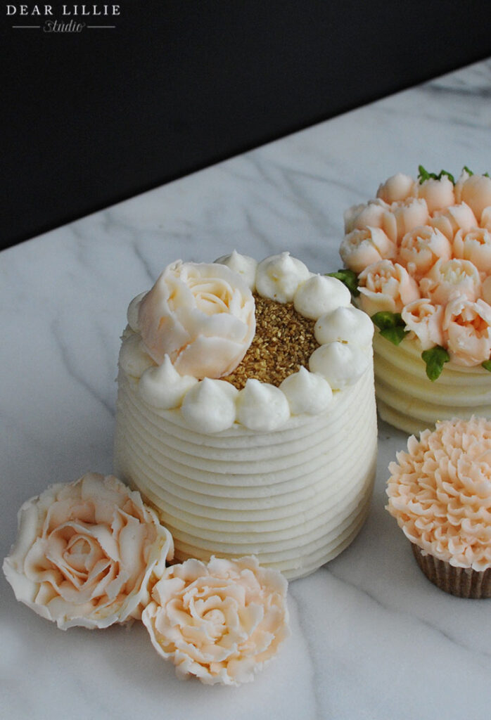 Buttercream Flowers - Peach Floral Cupcakes and Mini Cakes
