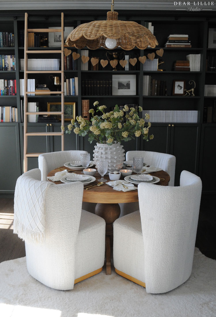 Neutral Valentine's Table